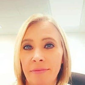 Staff member Julie Pharris from ID_4f0068