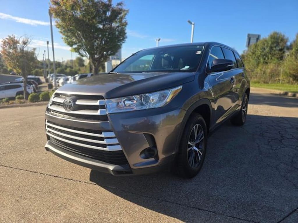 Used 2019 Toyota Highlander  SUV