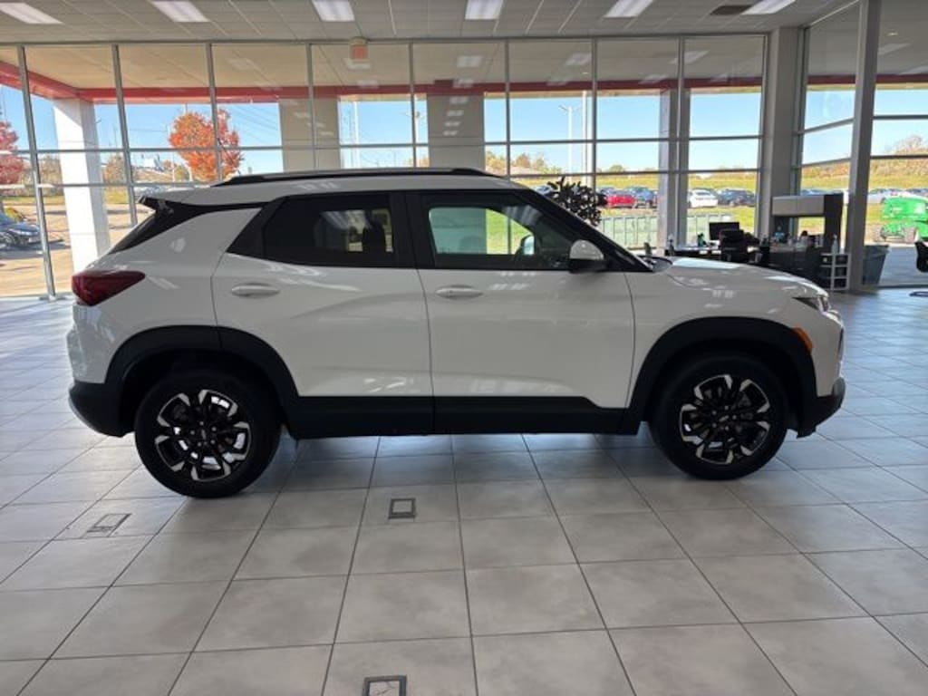 Used 2023 Chevrolet Trailblazer LT SUV