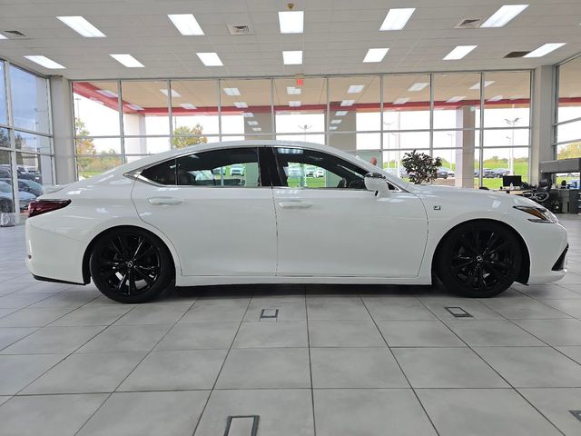 2022 Lexus ES 350 F SPORT photo 4