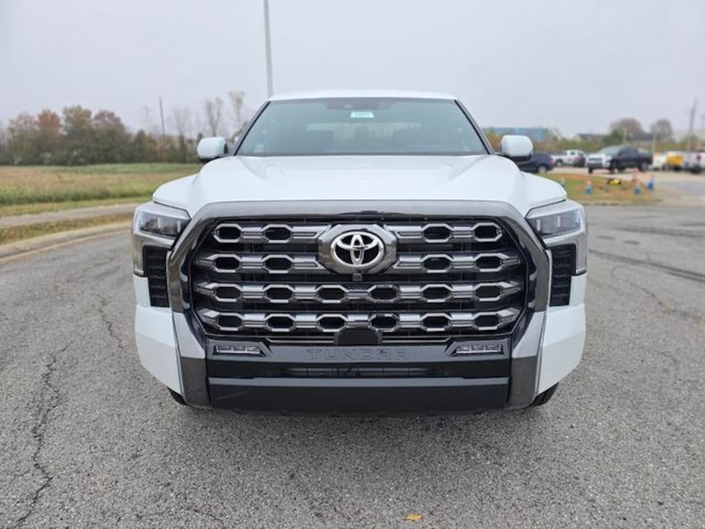 New 2026 Toyota Tundra Platinum PLATINUM CREWMAX 5.5