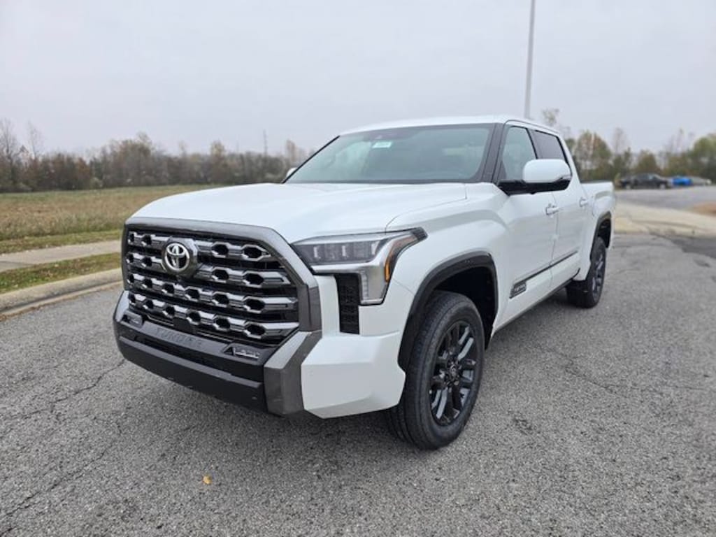 New 2026 Toyota Tundra Platinum PLATINUM CREWMAX 5.5