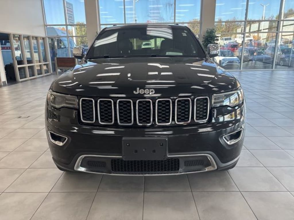 Used 2018 Jeep Grand Cherokee Limited 4x4 SUV