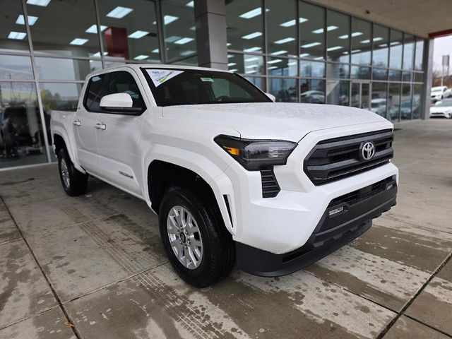 2025 Toyota Tacoma SR5 4x4 Double Cab photo 3