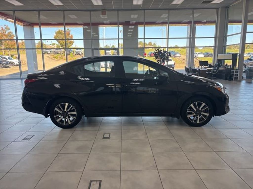 Used 2024 Nissan Versa 1.6 S Sedan