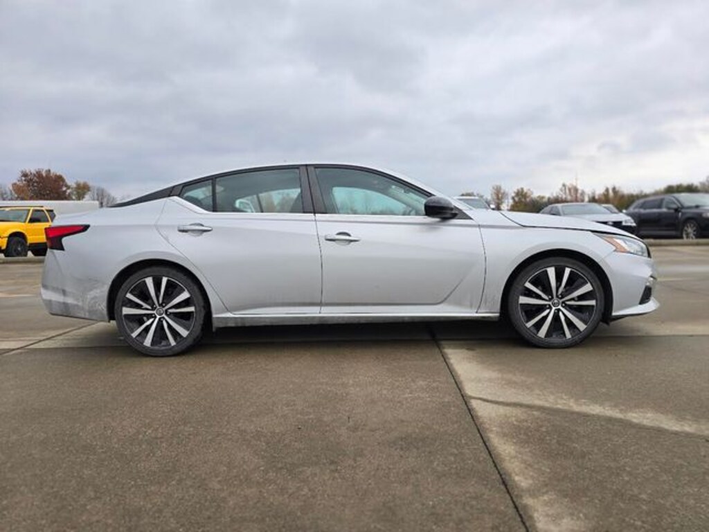 Used 2021 Nissan Altima 2.5 SR Sedan