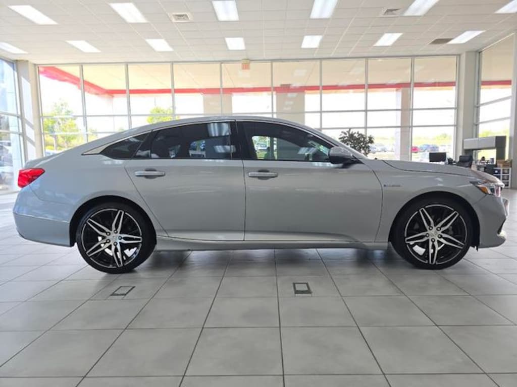 Used 2021 Honda Accord Hybrid Touring Sedan