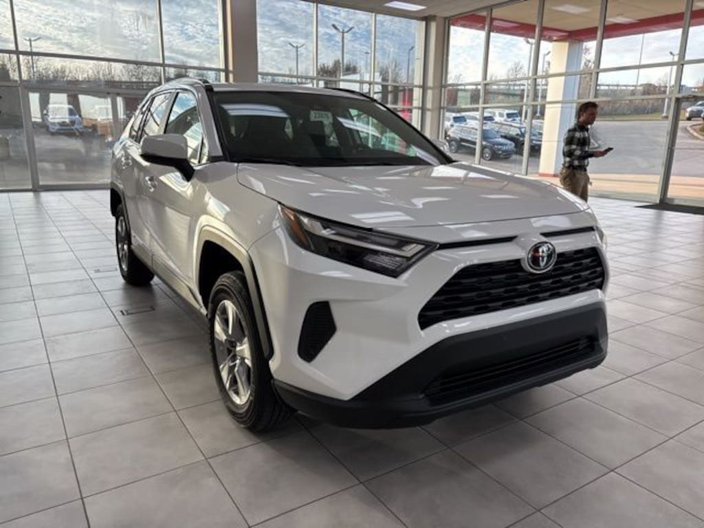 New 2025 Toyota RAV4 Hybrid XLE SUV