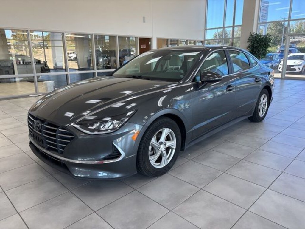 Used 2023 Hyundai Sonata SE Sedan