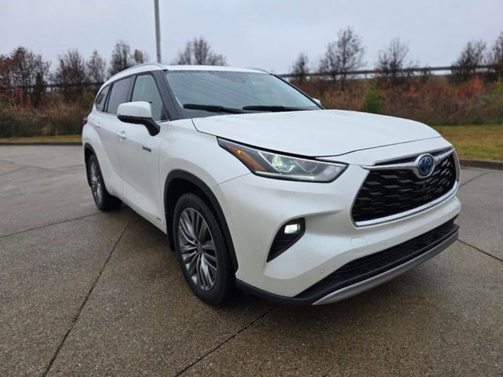 Used 2021 Toyota Highlander Hybrid Platinum SUV