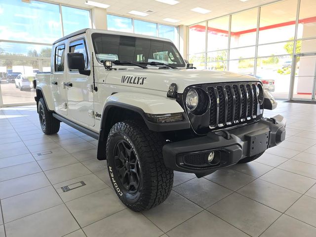 2021 Jeep Gladiator Sport photo 2