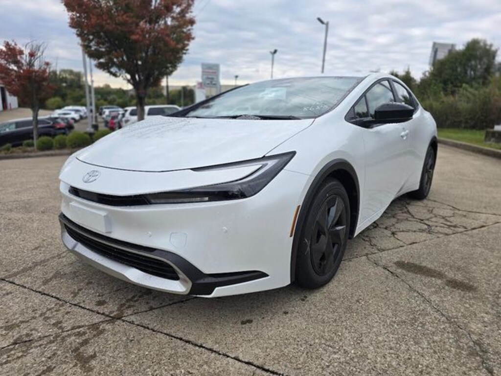 New 2026 Toyota Prius Plug-In Hybrid SE Hatchback