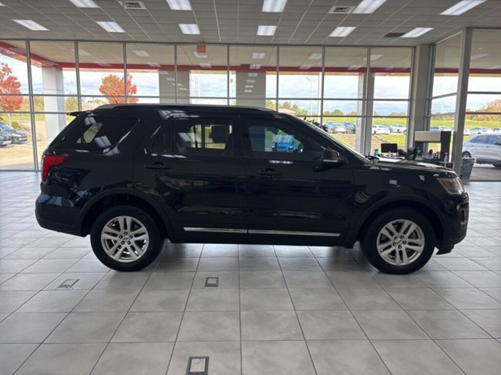 Used 2018 Ford Explorer XLT SUV