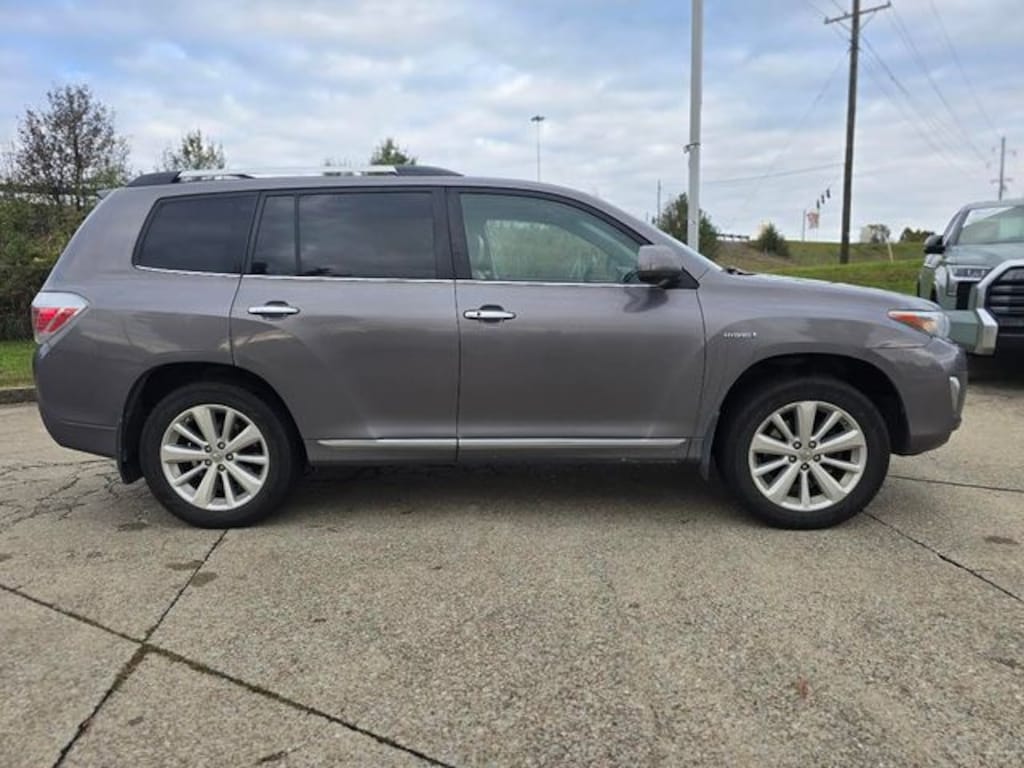 Used 2011 Toyota Highlander Hybrid Limited V6 SUV