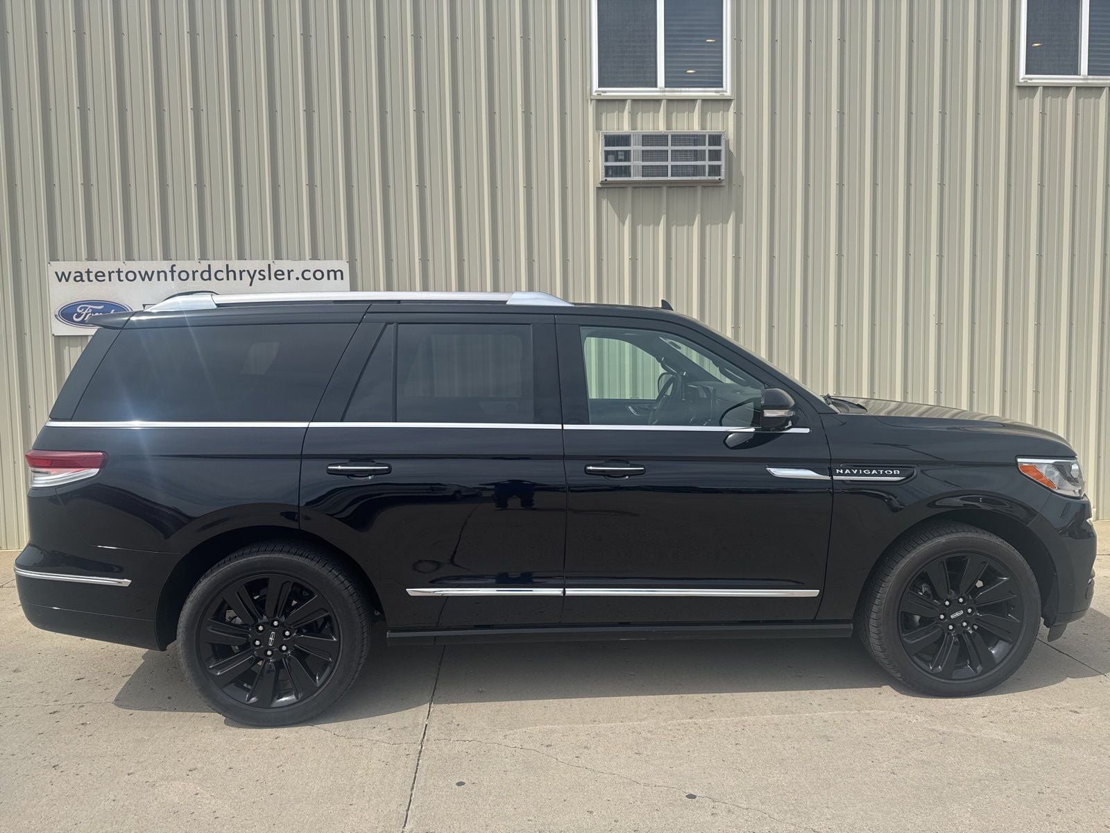 2024 Lincoln Navigator Reserve 4WD's photo