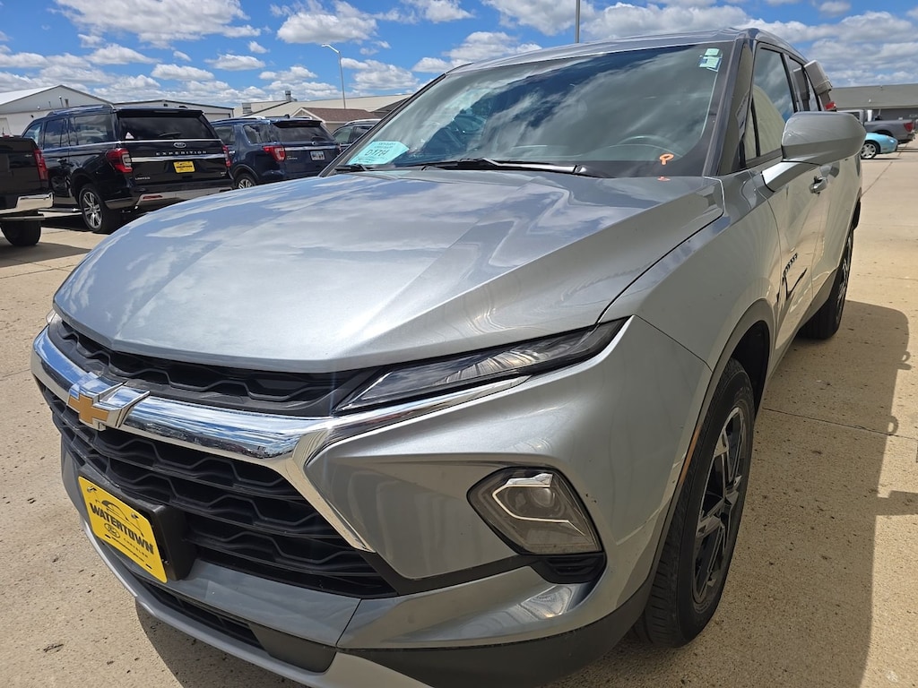 Used 2025 Chevrolet Blazer LT SUV