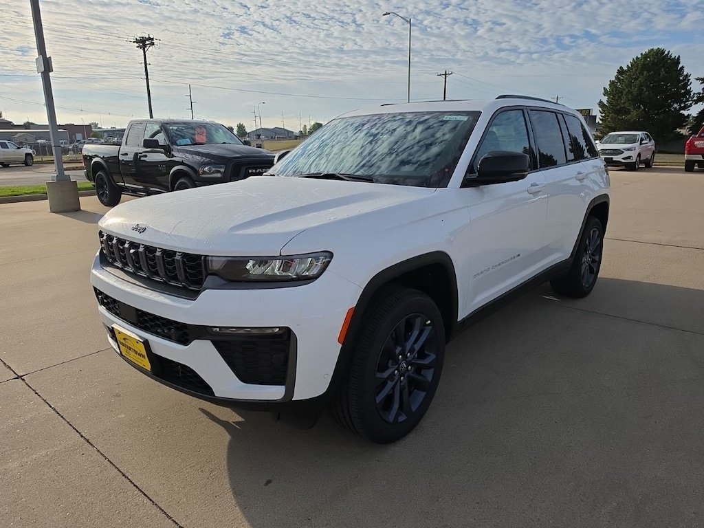 New 2026 Jeep Grand Cherokee Limited Sport Utility