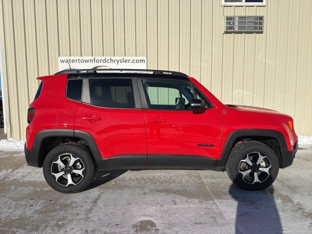 2022 Jeep Renegade Trailhawk's photo