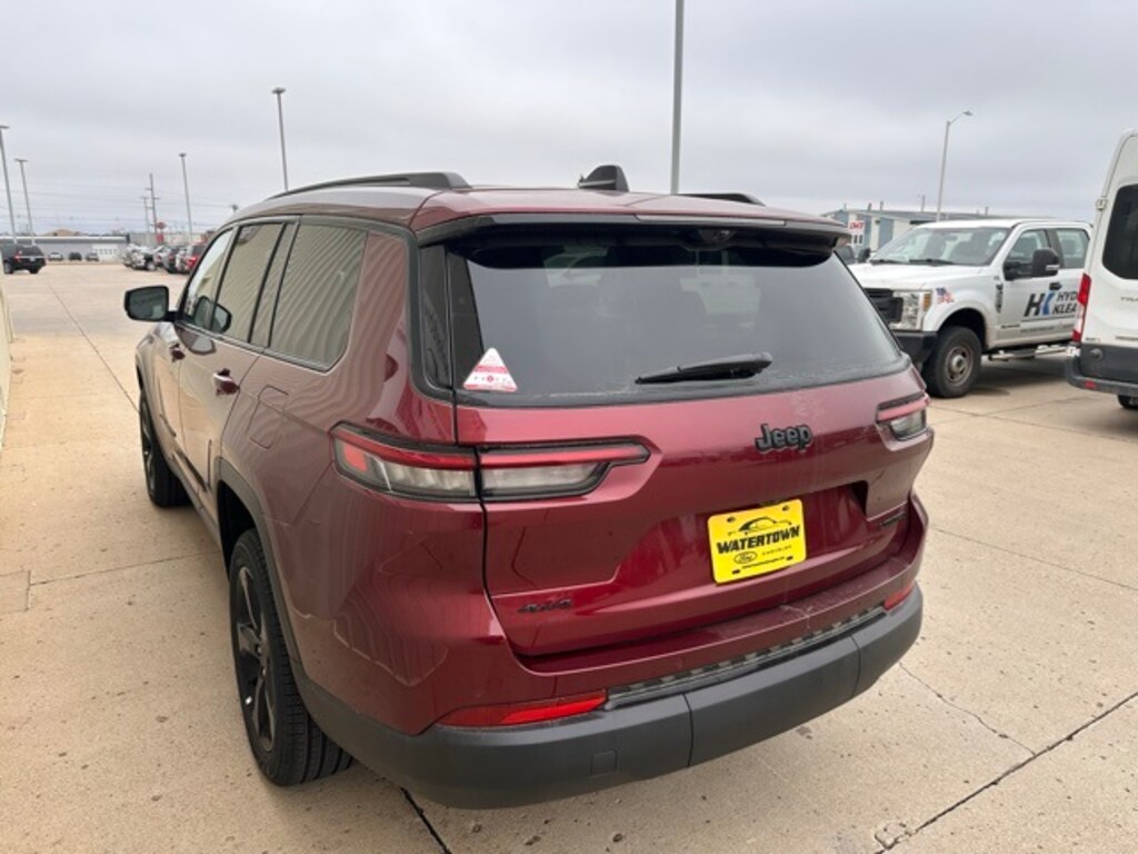 New 2025 Jeep Grand Cherokee L Limited Sport Utility