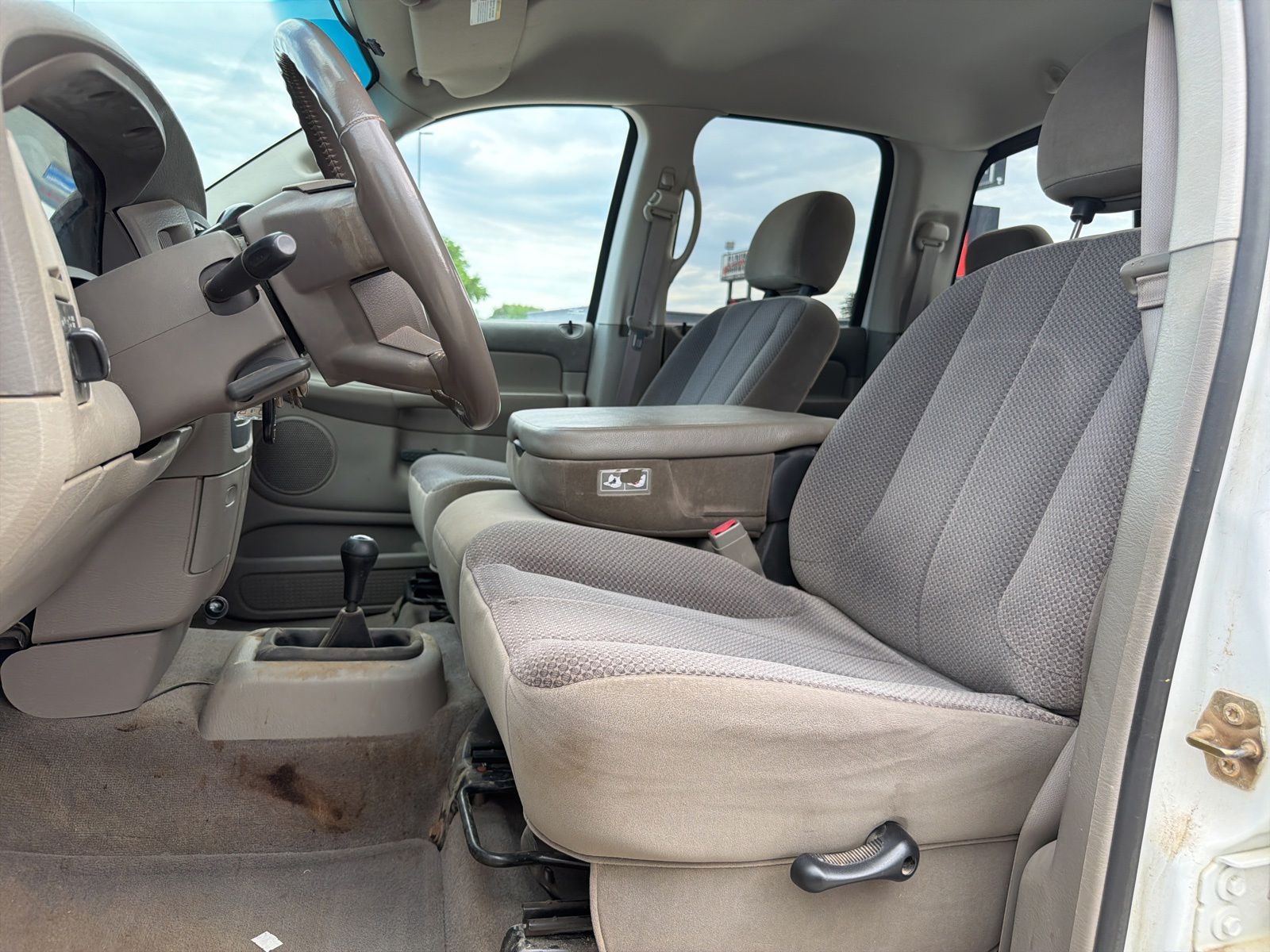 2005 Dodge Ram 3500 Pickup SLT - Photo 10
