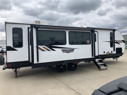 2023 Forest River Wildwood Platinum RV