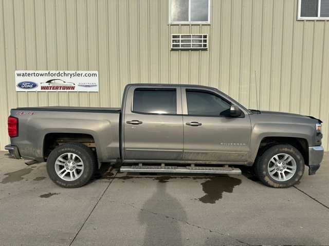 2017 Chevrolet Silverado 1500 LT's photo
