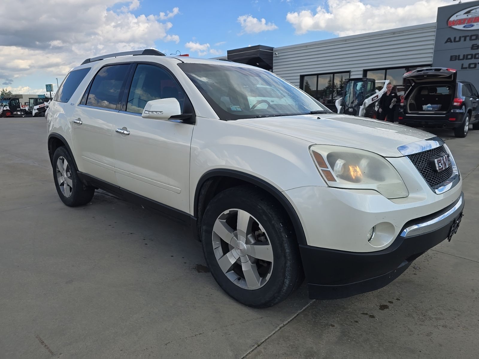 Used 2011 GMC Acadia SLT1 with VIN 1GKKVRED6BJ228242 for sale in Watertown, SD