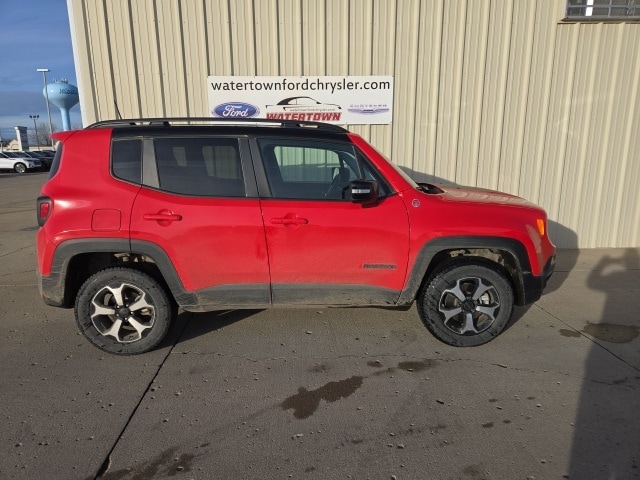 2022 Jeep Renegade Trailhawk's photo