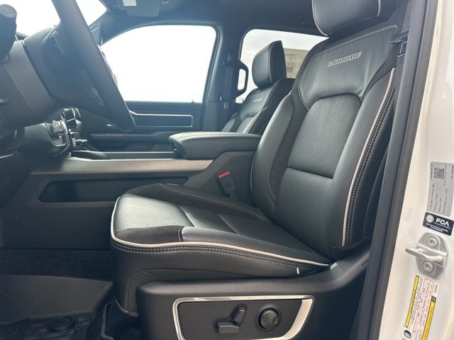2026 RAM 1500 Laramie - Photo 9