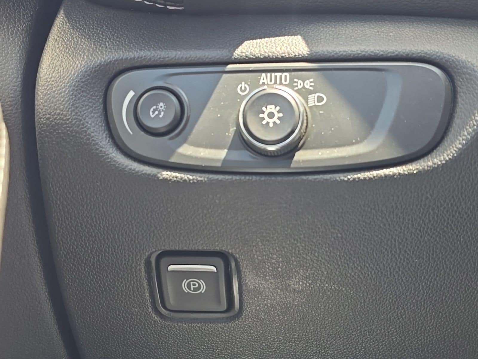 2025 Chevrolet Blazer 2LT - Photo 17