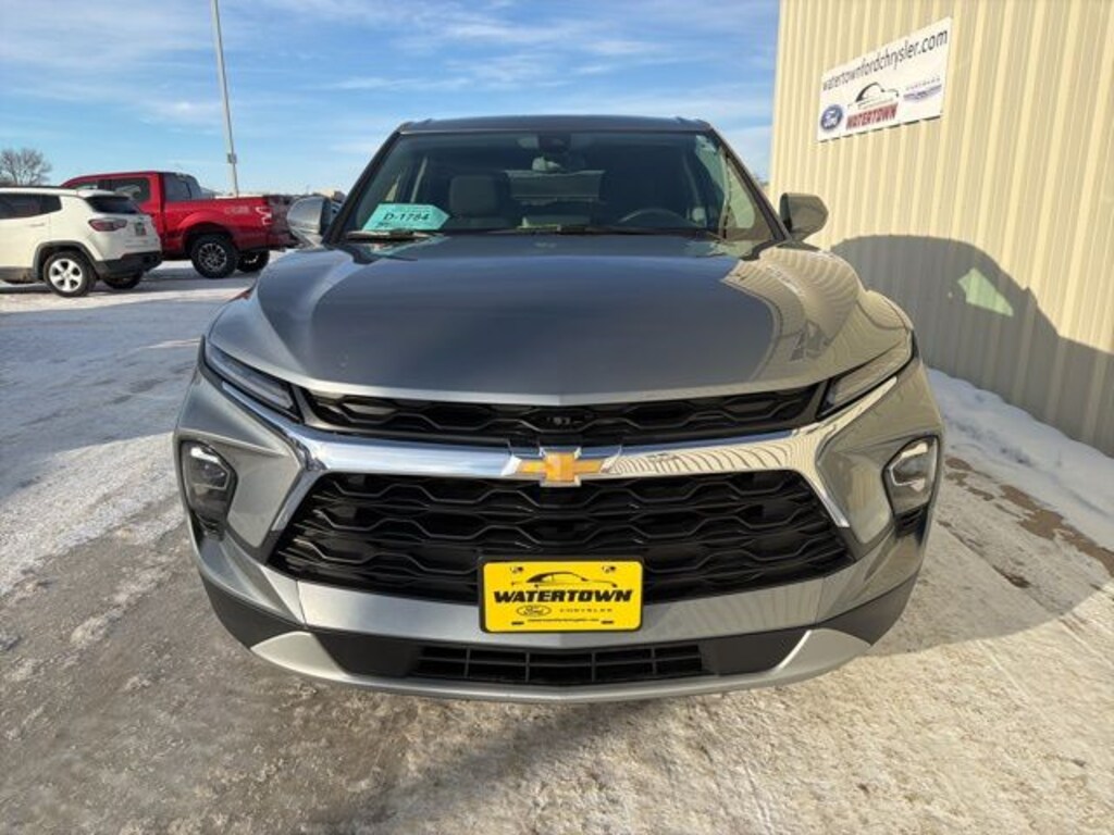 Used 2025 Chevrolet Blazer LT SUV