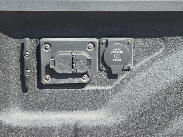 2026 RAM 3500 Laramie - Photo 9