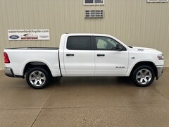 2026 Ram 1500 Big Horn/Lone Star Pickup