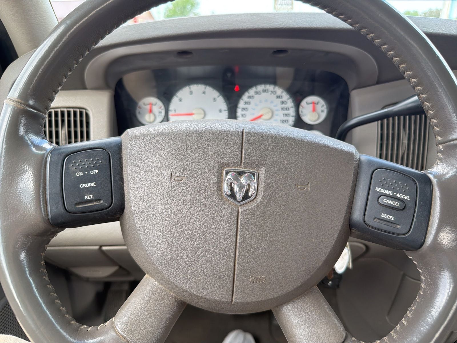 2005 Dodge Ram 3500 Pickup SLT - Photo 14