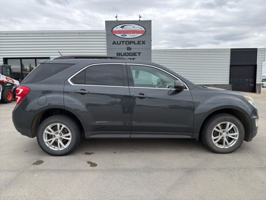 Used 2017 Chevrolet Equinox LT SUV