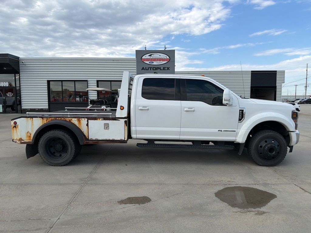 Used 2017 Ford F-550SD Lariat Chassis