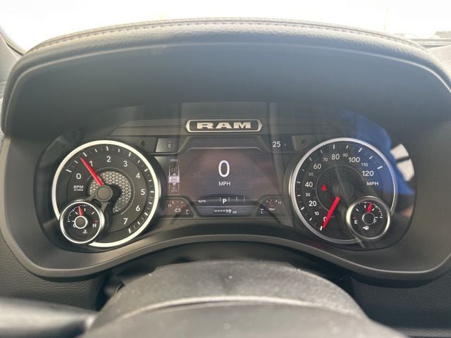 2026 RAM 1500 Laramie - Photo 11
