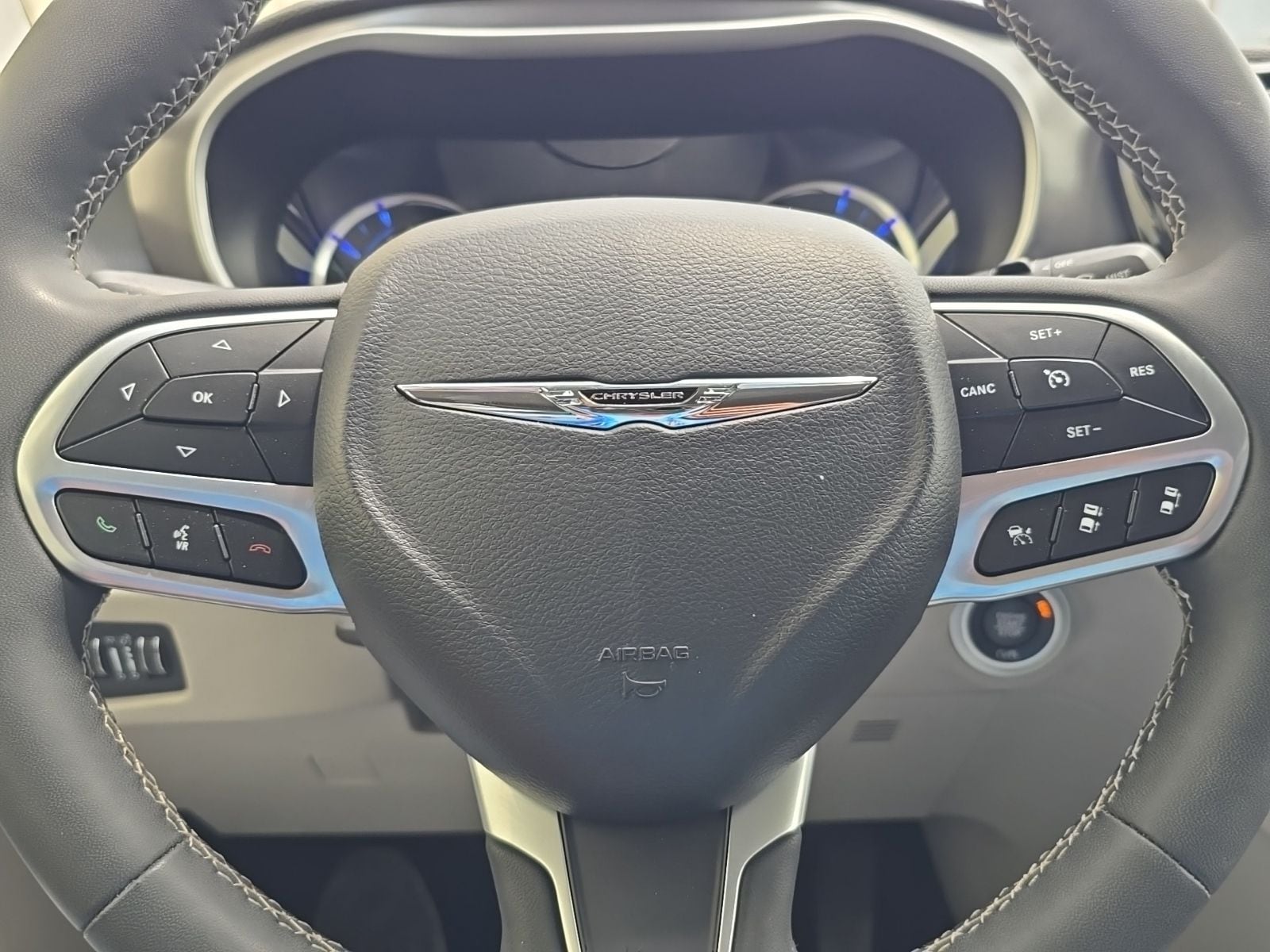2024 Chrysler Pacifica PHEV Select - Photo 20
