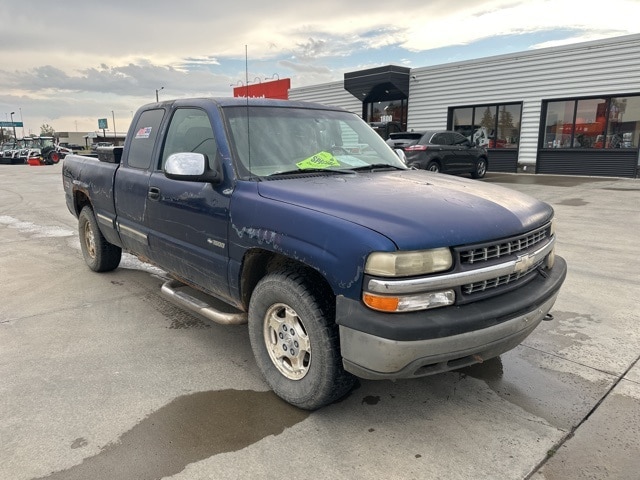 Used 2001 Chevrolet Silverado LS with VIN 2GCEK19T511265232 for sale in Watertown, SD