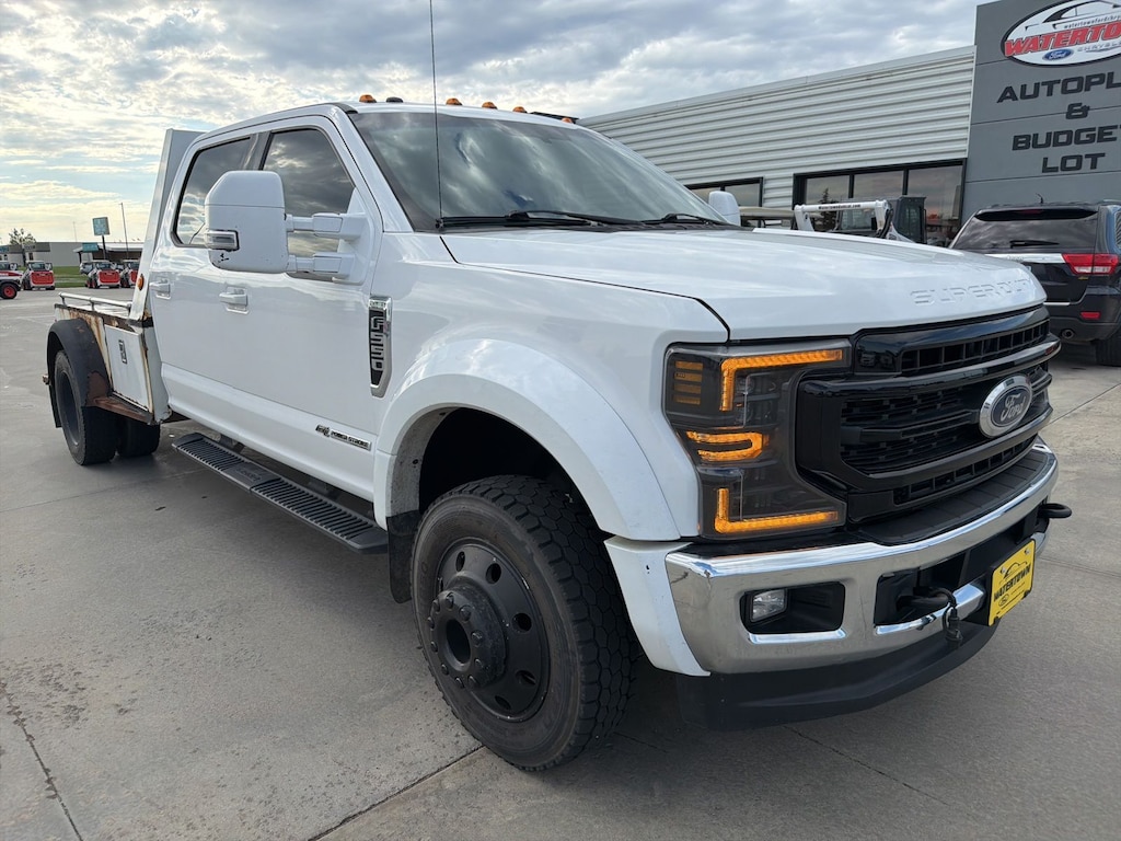 Used 2017 Ford F-550SD Lariat Chassis