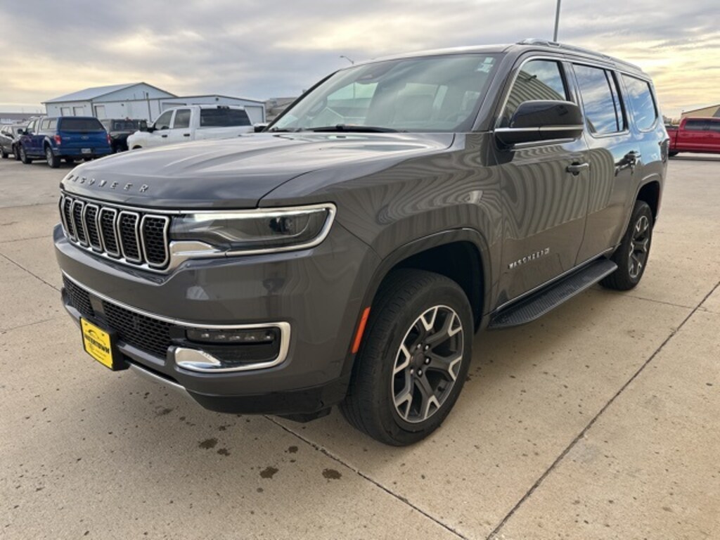 Used 2024 Jeep Wagoneer Series III SUV