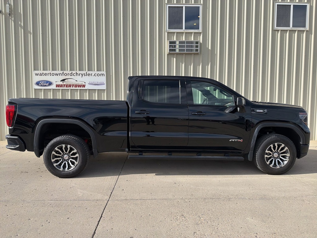 Used 2023 GMC Sierra 1500 AT4 Truck