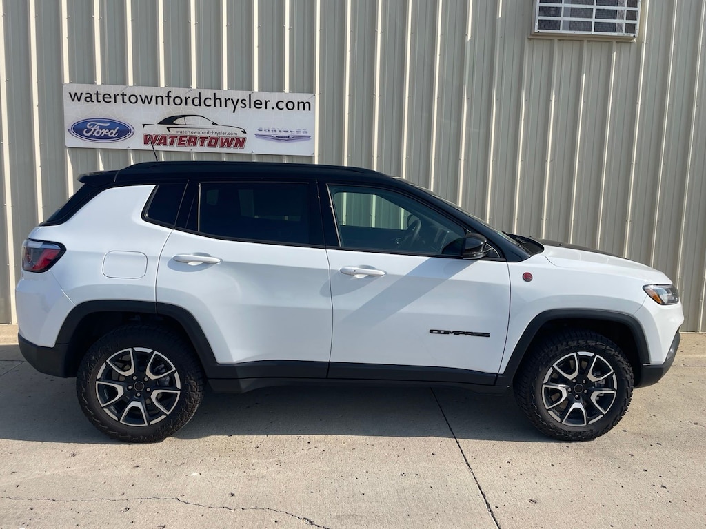 New 2026 Jeep Compass Trailhawk Sport Utility