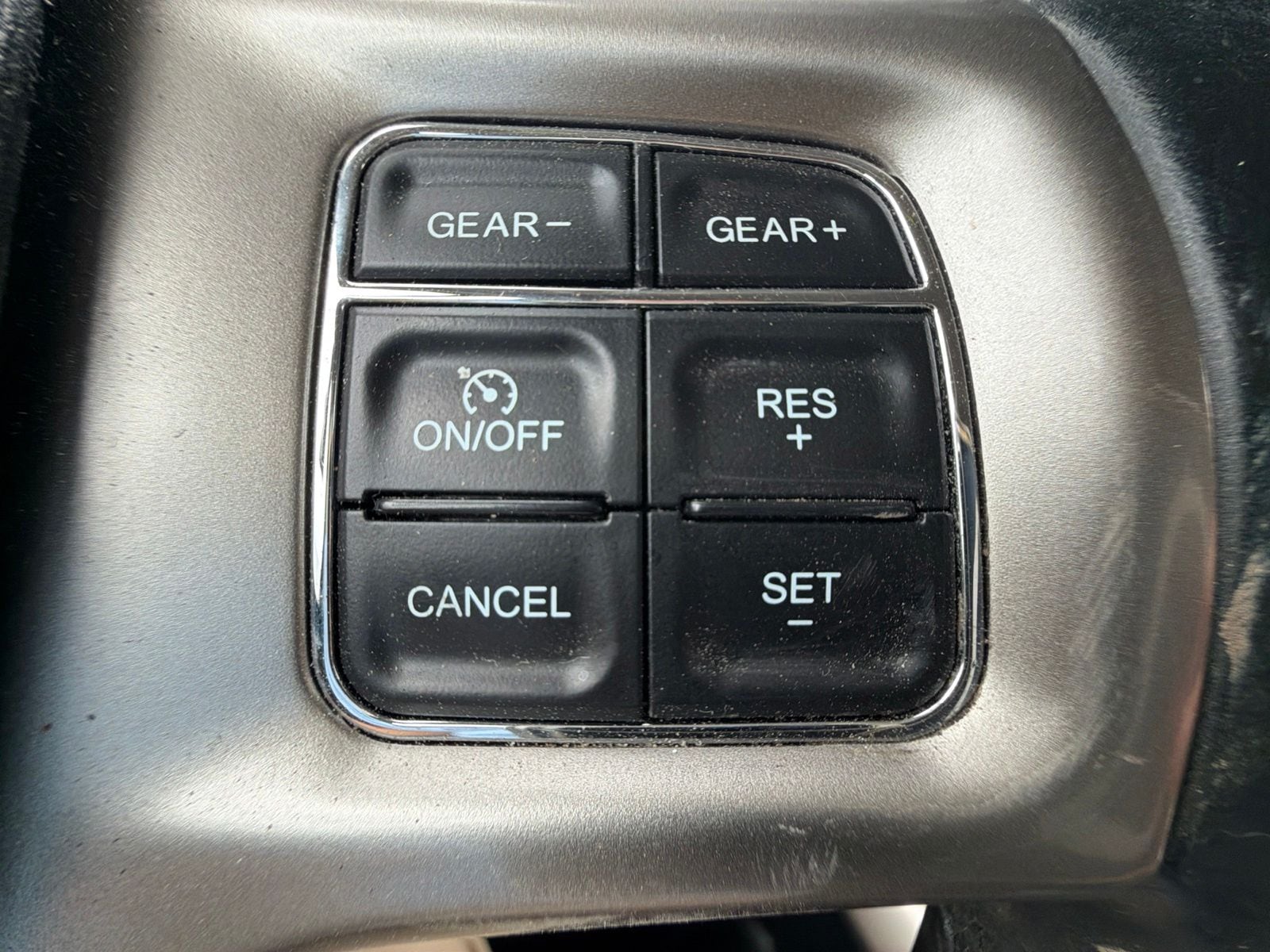 2014 RAM Ram 1500 Pickup Laramie - Photo 15