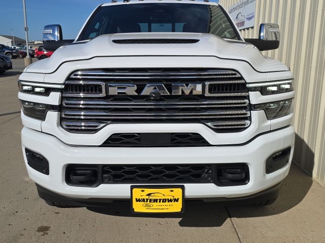 2025 RAM 2500 Laramie - Photo 3