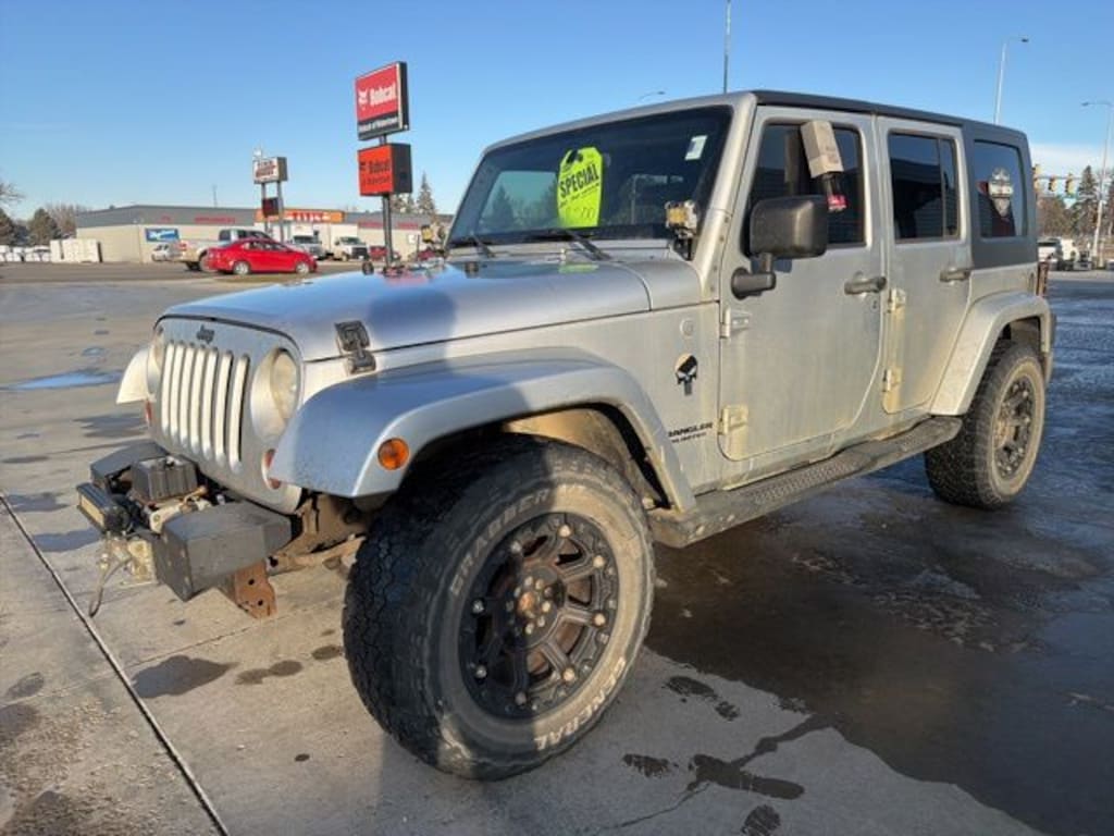 Used 2010 Jeep Wrangler Unlimited Sahara SUV