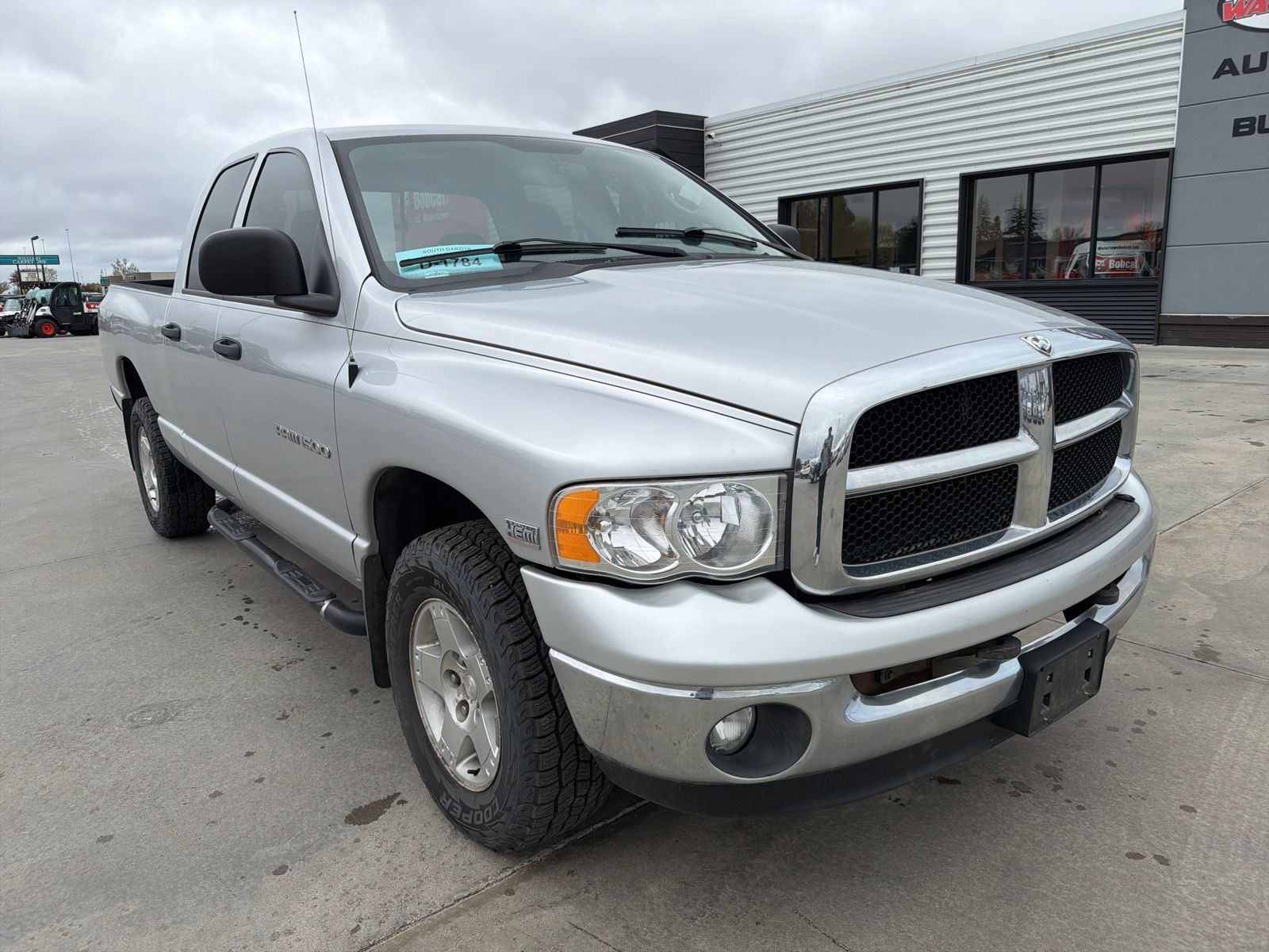 Used 2004 Dodge Ram 1500 Pickup SLT with VIN 1D7HU18D64J167487 for sale in Watertown, SD