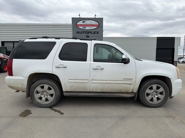 2011 GMC Yukon SLE