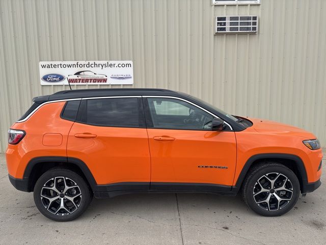 2026 Jeep Compass Limited 4X4's photo