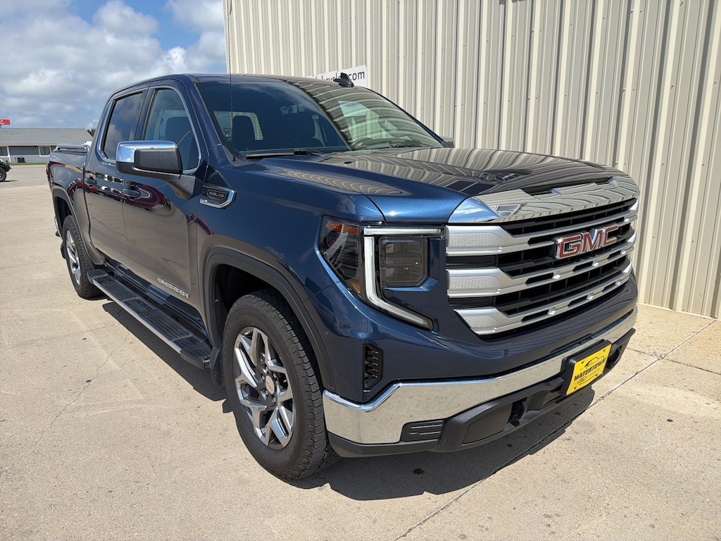 Used 2022 GMC Sierra 1500 SLE Truck